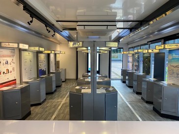 Roadshow Pods