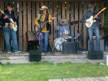 Country band may 2023